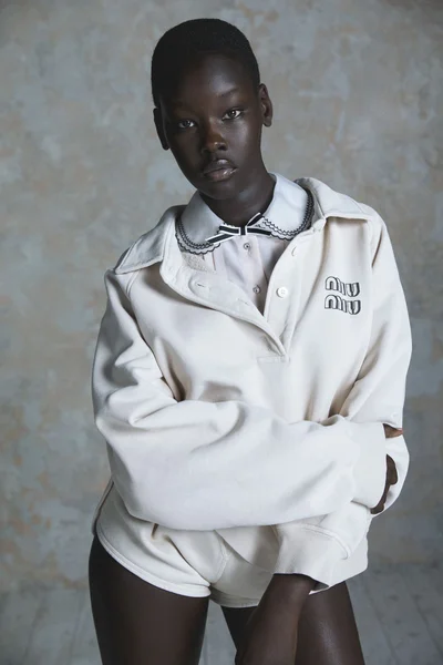 Look 26